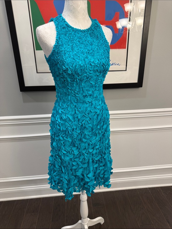 Theia Dresses & Skirts - THEIA Turquoise Blue Petal Applique Sleeveless Cocktail Dress Size 0